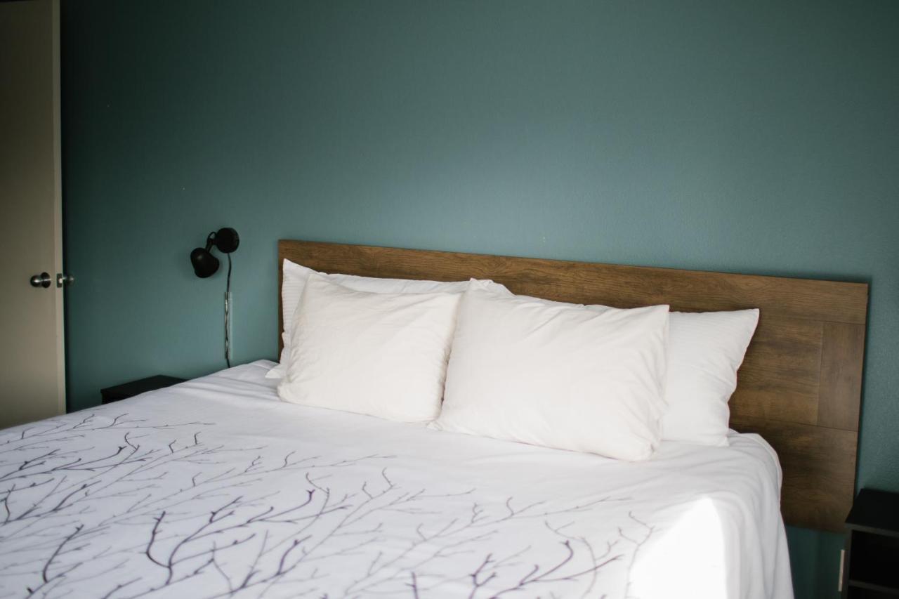 Friday Harbor Suites Bagian luar foto