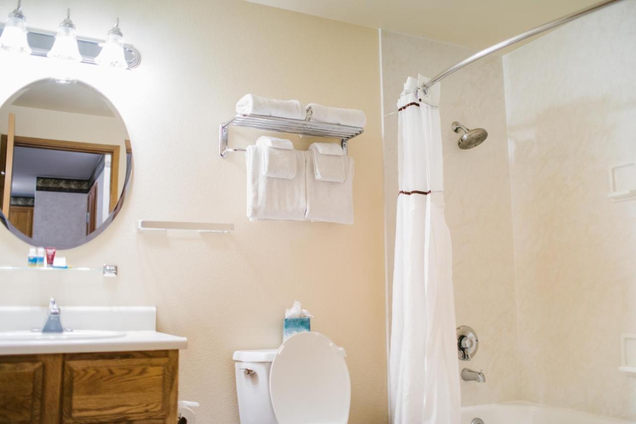 Friday Harbor Suites Bagian luar foto