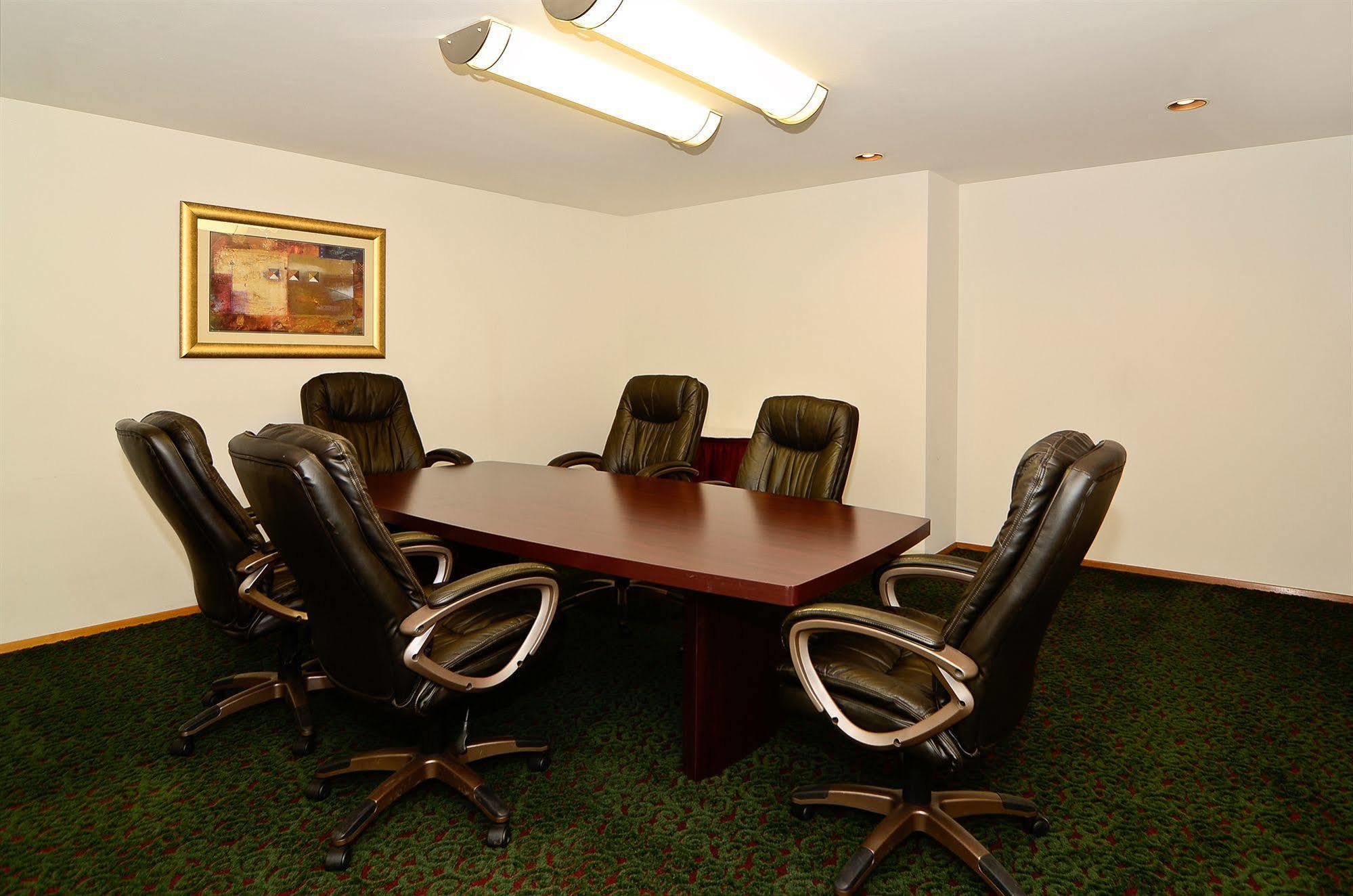 Friday Harbor Suites Bisnis foto